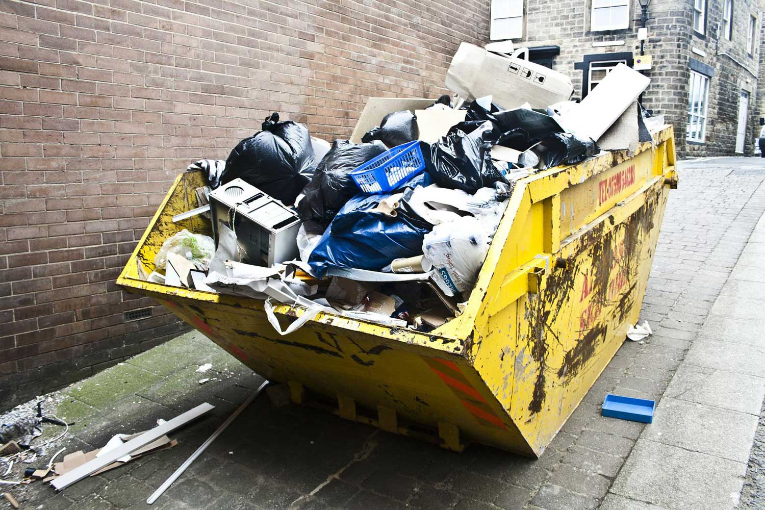Efficient Junk Removal Solutions Simplifying Clutter Clearing For Homes And Businesses